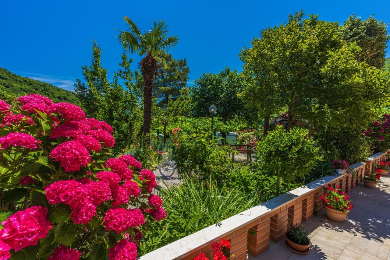 Apartments Branka Mošćenička Draga Екстериор снимка