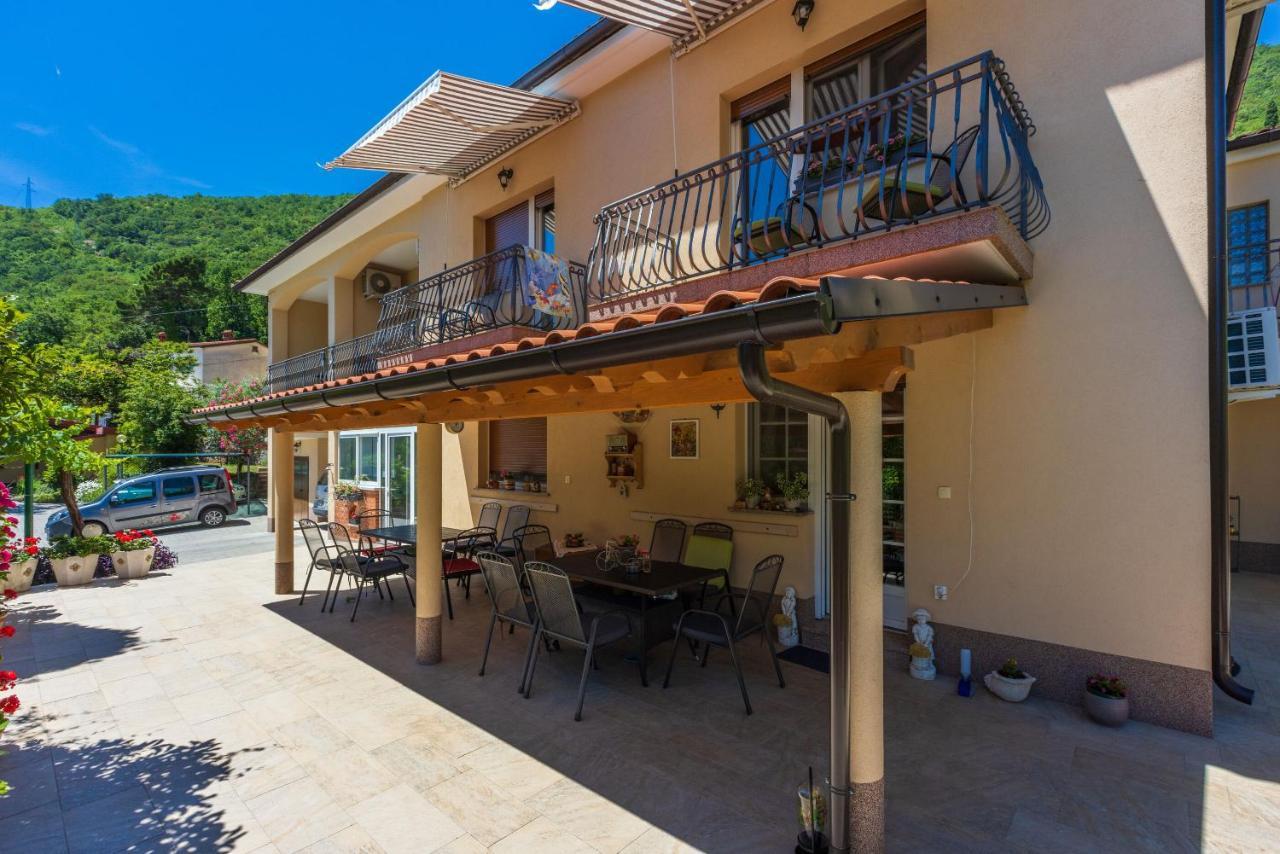 Apartments Branka Mošćenička Draga Екстериор снимка